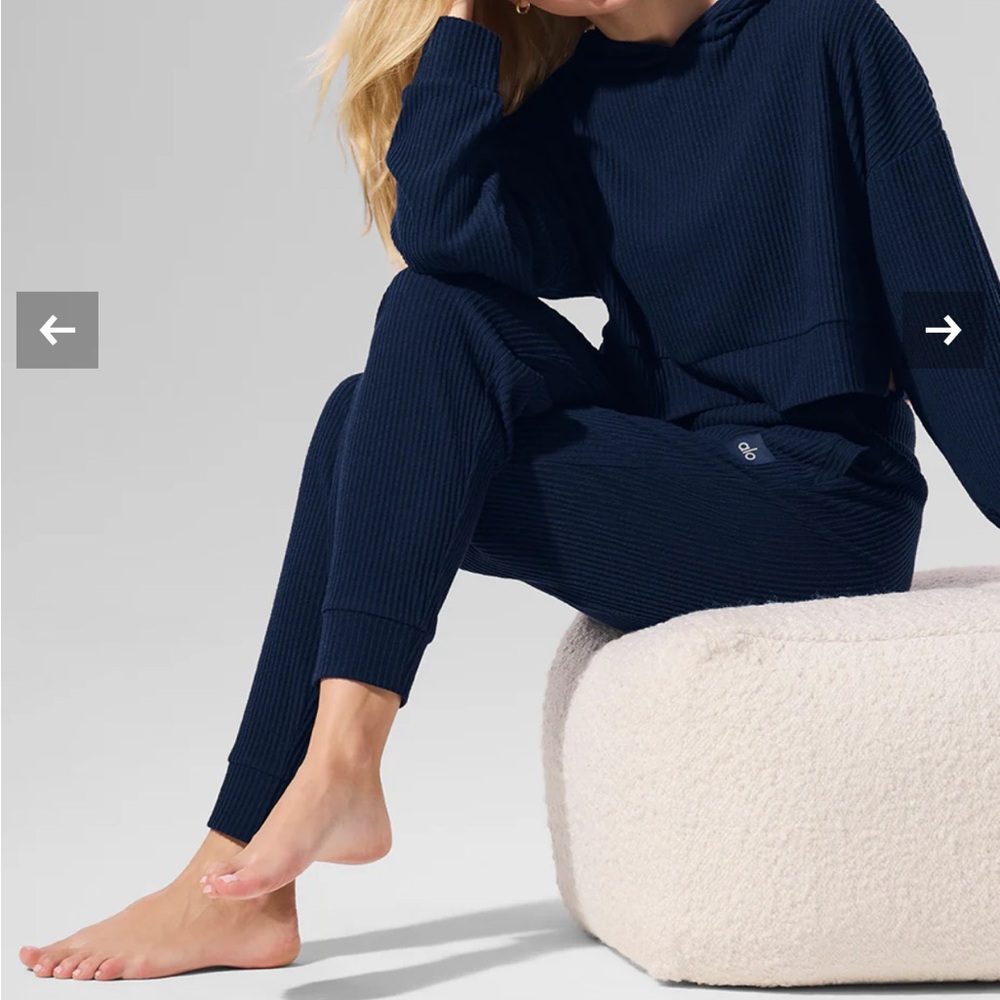 Alo Muse Navy Sweatsuit